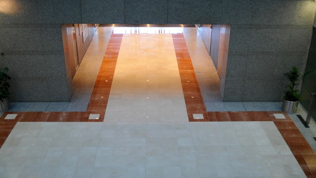 Commercial Project 001 4